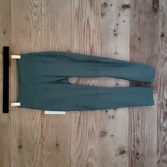 Outdoor Voices Pants - Outdoor Voices Size XS Evergreen TechSweat Core 3/4 Legging NWT